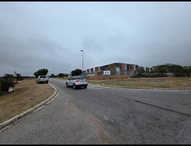 LAND FOR SALE IN FOUNTAINS ESTATE BUSINESS PARK